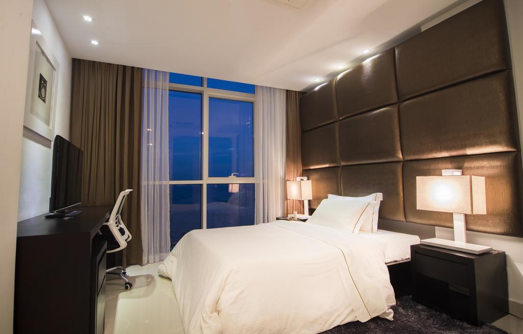 Hotel Platinum One